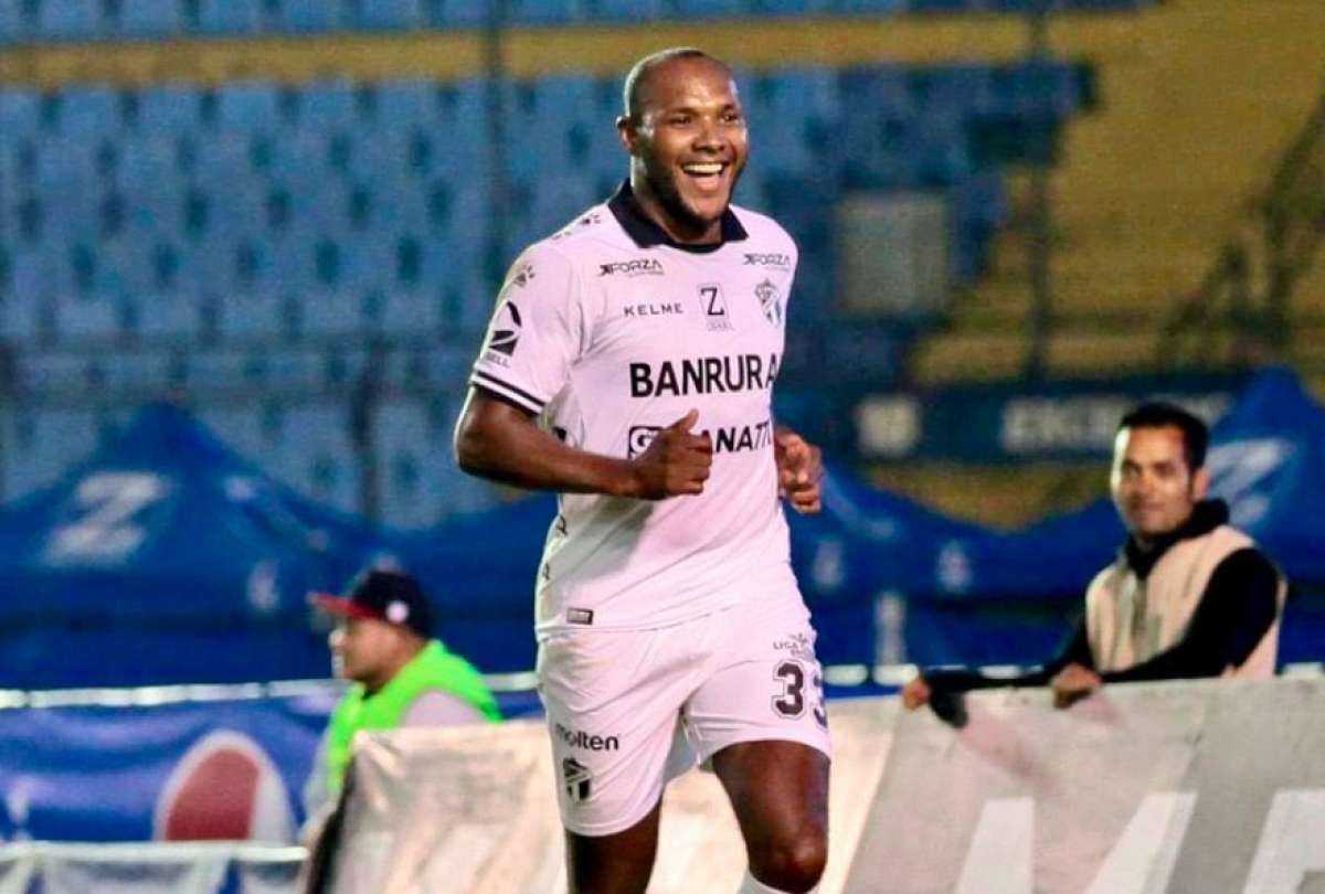 Juan Luis Anangonó no podrá jugar en LigaPro.