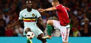 B&eacute;lgica golea 4-0 a Hungr&iacute;a y se mete en cuartos de la Euro