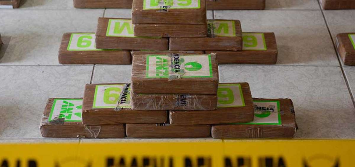 170 bloques de clorhidrato de coca&iacute;na decomisados, con un peso de 200 kg, fue el resultado del operativo &ldquo;Escorpi&oacute;n&rdquo;, de la Polic&iacute;a Antinarc&oacute;ticos.