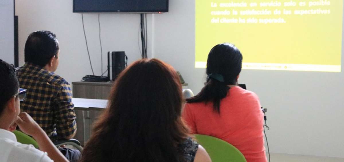 312 profesores son capacitados en Gal&aacute;pagos