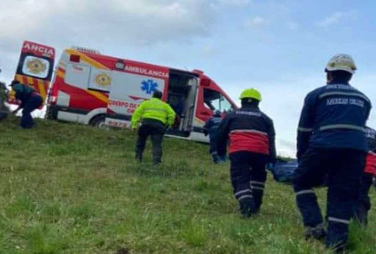 Entidades públicas informaron sobre el asesinato de una mujer hallada en una quebrada en Cañar.