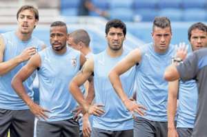 Uruguay revela lista preliminar de 27 convocados
