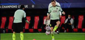 Sevilla remont&oacute; en triunfo al Krasnodar de Cristian Ram&iacute;rez