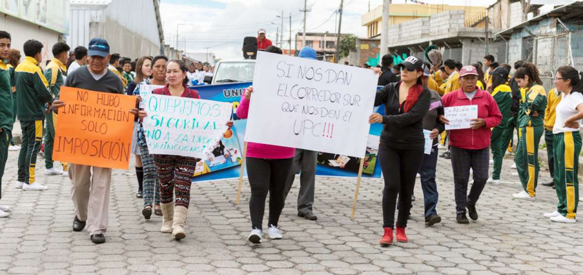 El desfile recorri&oacute; varias calles del sector Matilde &Aacute;lvarez, ubicado en el extremo sur de la capital.
