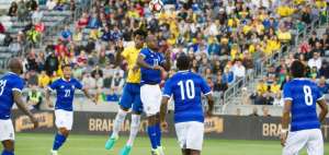 Brasil cambia lugar de entrenamiento por el tiroteo en Los &Aacute;ngeles