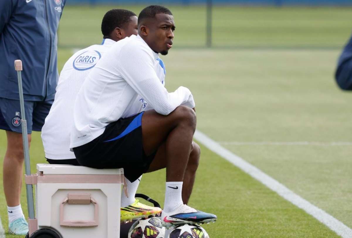 Willian Pacho volvi&oacute; a los entrenamientos colectivos.