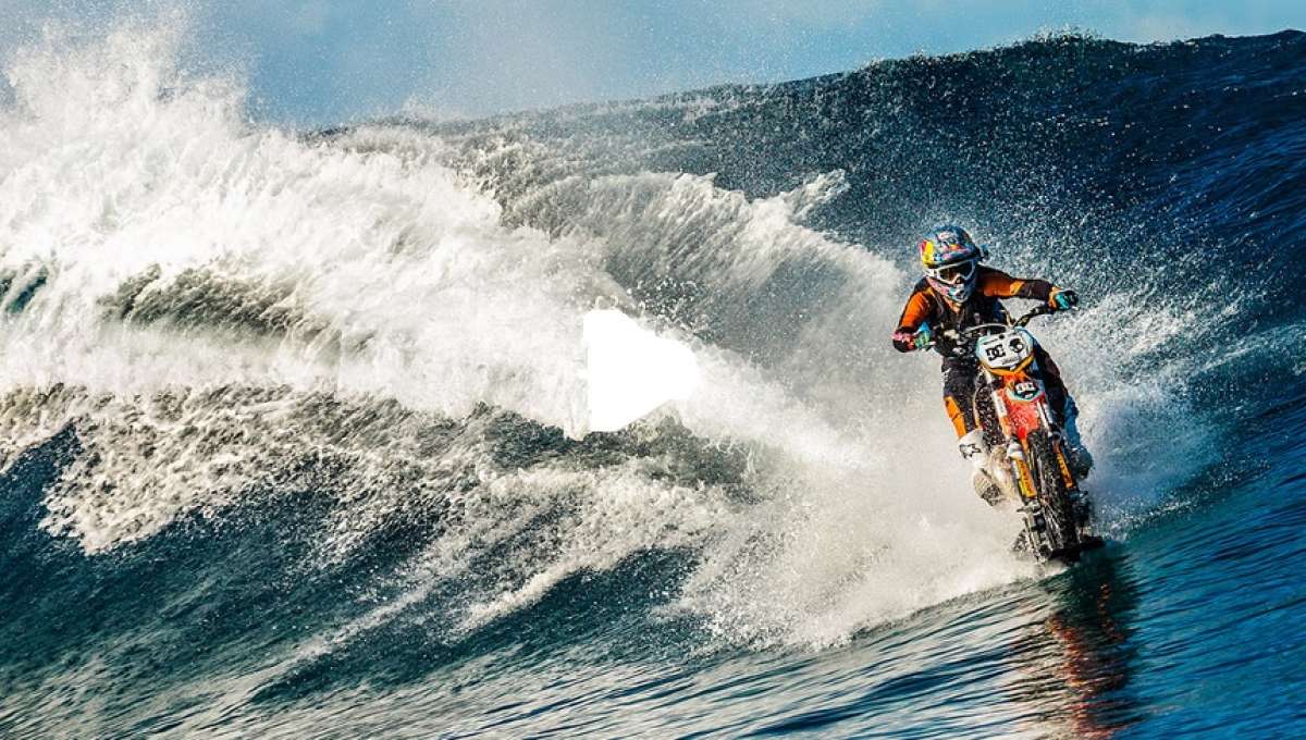 Maddison, de 34 a&ntilde;os, es un motociclista extremo.