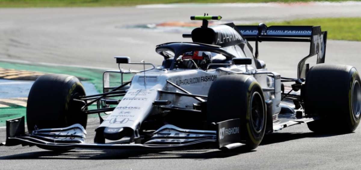 Pierre Gasly al mando de su AlphaTauri