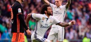 Marcelo permite al Madrid seguir en la lucha por el t&iacute;tulo