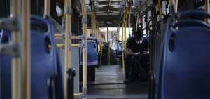 Durante la emergencia se redujo dr&aacute;sticamente la capacidad de pasajeros y el n&uacute;mero de unidades en la Metrov&iacute;a.