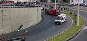 El suceso se produjo a las 13:30 en el paso lateral de la capital tungurahuense.