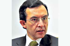 Dos legisladores rechazan su presencia en comisi&oacute;n para tratar enmiendas