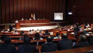En el sal&oacute;n Jose Mej&iacute;a Lequerica de la Asamblea se llev&oacute; a cabo una conferencia. Foto: Asamblea Nacional