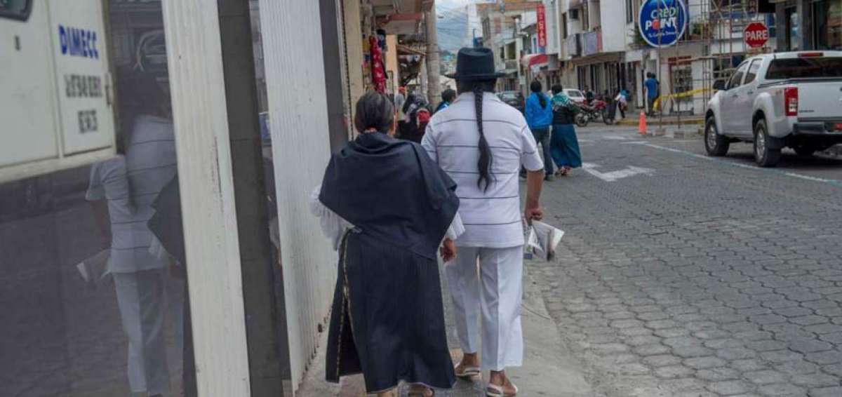 La poblaci&oacute;n kichwa otavalo ha surgido gracias a la autovaloraci&oacute;n de su propia identidad &eacute;tnica, centrada en las tradiciones y valores culturales.