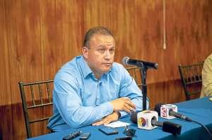 Pacheco habr&iacute;a renunciado como titular &lsquo;chulla&rsquo;