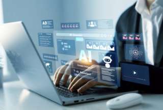 5 pasos clave para mejorar tu CV con ayuda de la inteligencia artificial. 