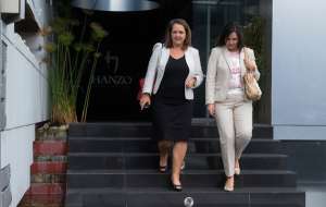 La diplom&aacute;tica neg&oacute; haber discutido de pol&iacute;tica con sus invitados. Foto: &Aacute;lvaro P&eacute;rez / El Tel&eacute;grafo 