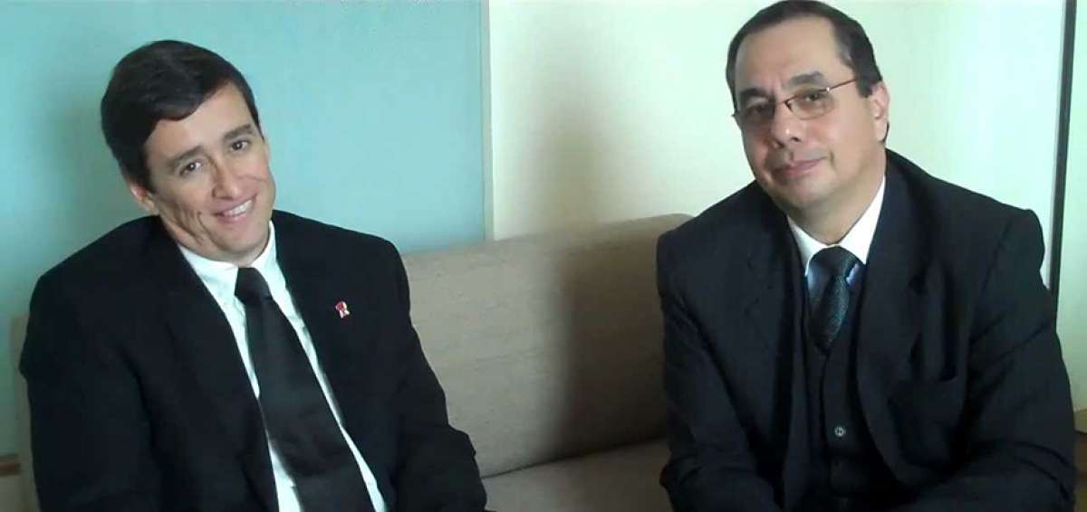 Jean Pierre Cecillone (izq), director Kingston Suram&eacute;rica habla hispana.