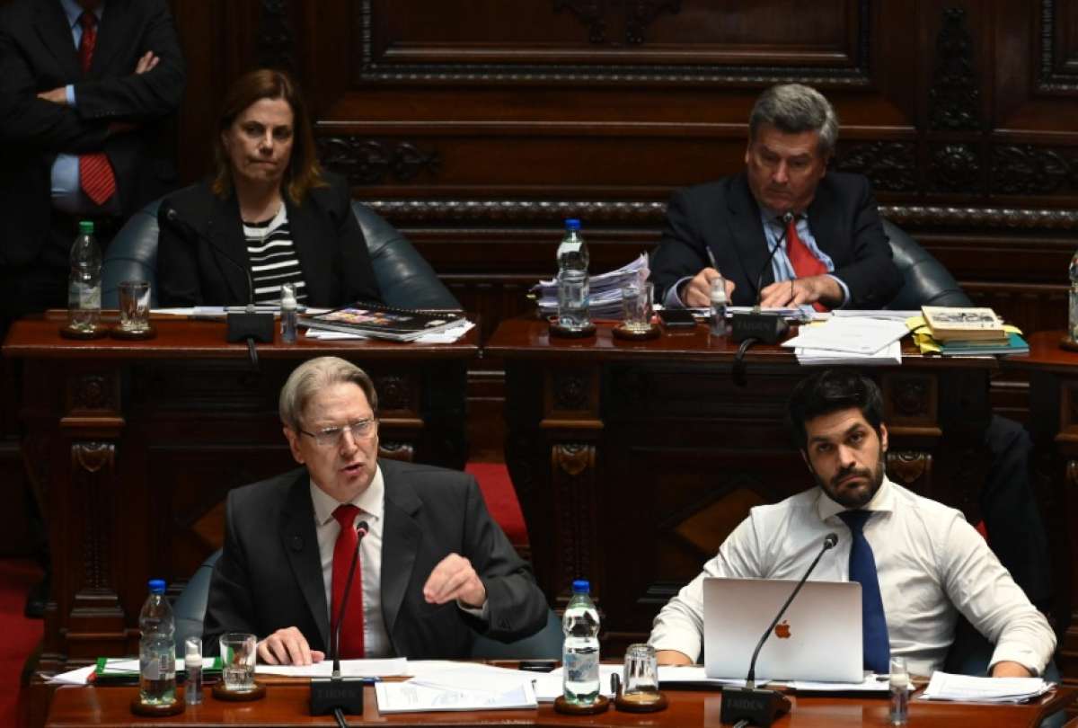 En Uruguay, la ley de Muerte Digna deberá ser reglamentada por el Poder Ejecutivo para que la eutanasia pueda ser aplicada por primera vez.