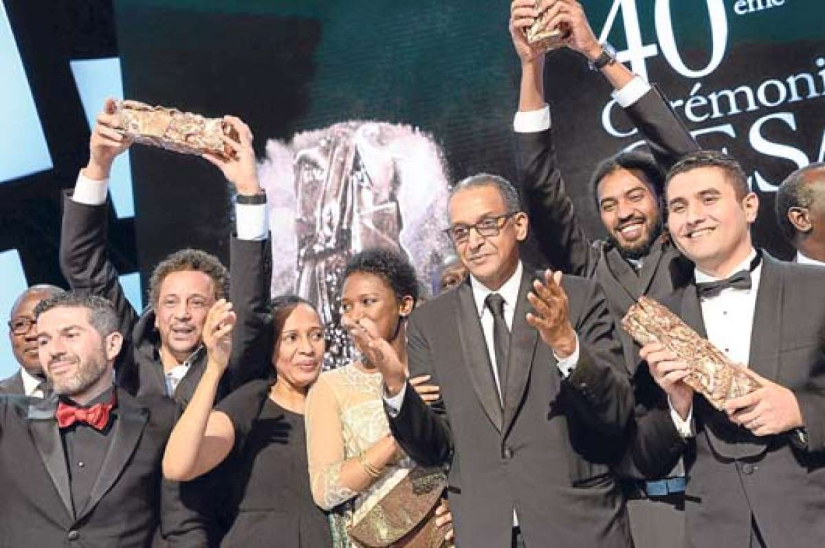 El elenco del filme Timbuktu celebra el reconocimiento a su trabajo en la edici&oacute;n 40 de los premios C&eacute;sar. Foto: AFP