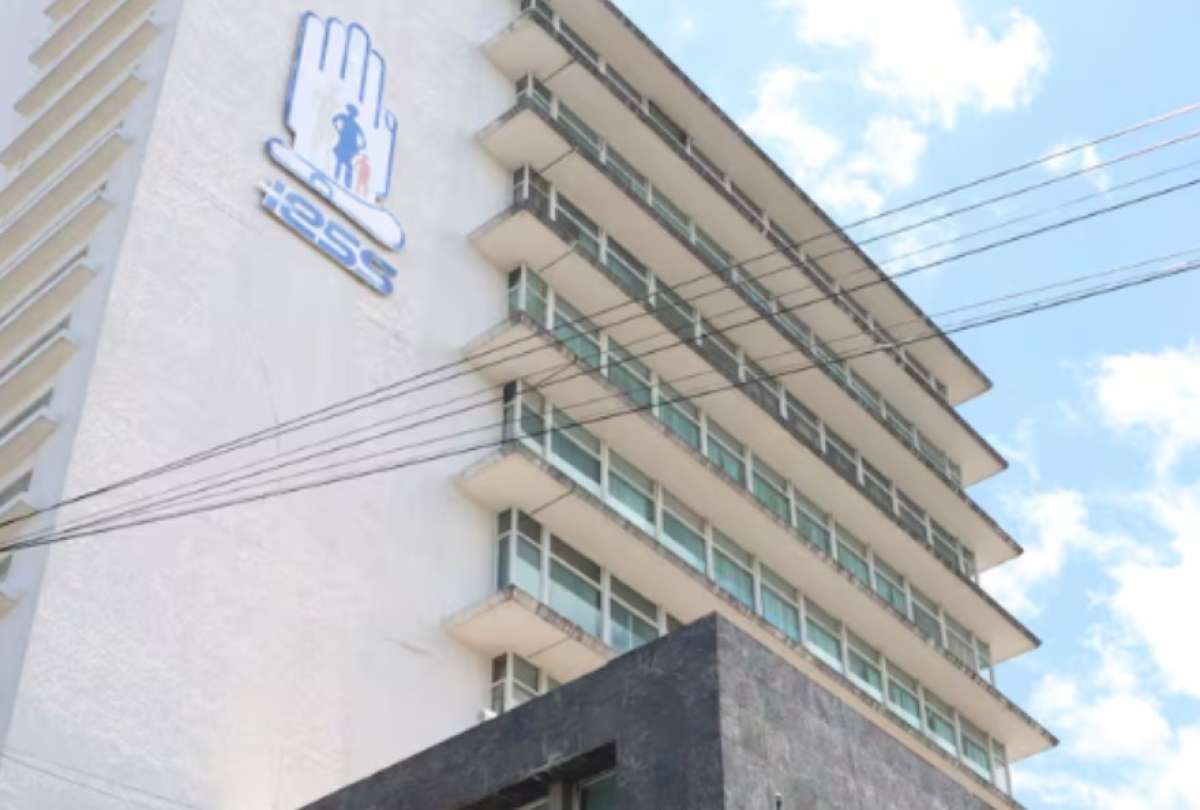 Asambleísta Adrián Castro informó que no existe ningún contrato con HealthBird