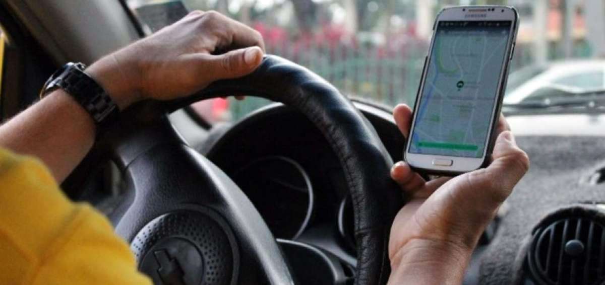 Las aplicaciones de taxis Uber y Cabify tienen cada vez m&aacute;s usuarios en el pa&iacute;s.