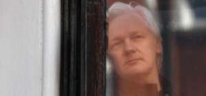 Julian Assange est&aacute; refugiado en la embajada de Ecuador desde el 2002.