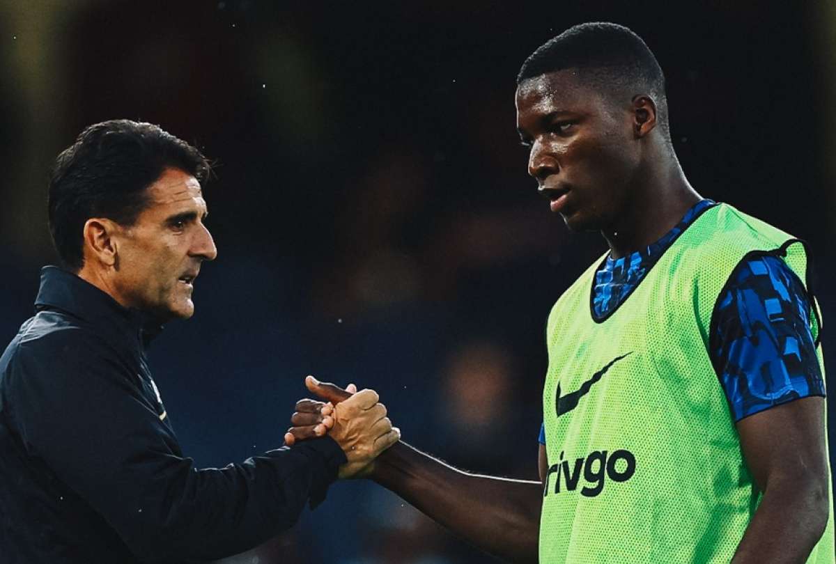 Moisés Caicedo jugó como titular ante Luton