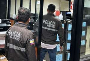 Policía Nacional allanó la oficina del fiscal Julio Sánchez, en el marco de una investigación judicial.