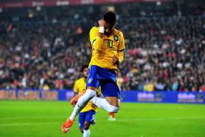 Neymar marc&oacute; un doblete ante Turqu&iacute;a en amistoso jugado en la capital turca. Foto: AFP