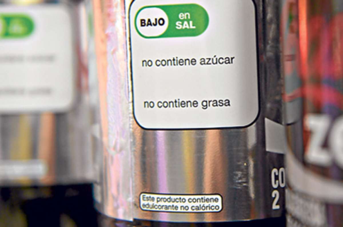 En 2013 se expidi&oacute; el Reglamento Sanitario de Etiquetado de Alimentos Procesados para el Consumo Humano que informa sobre el contenido de los productos. Foto: Fernando Sandoval / El Tel&eacute;grafo