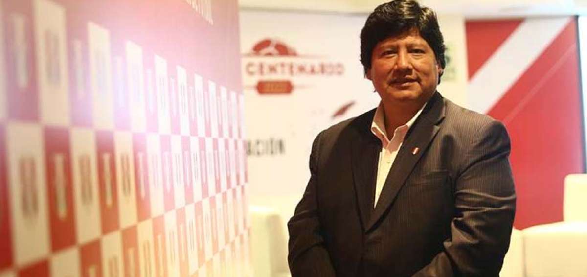 Fiscal&iacute;a pide prisi&oacute;n para presidente del f&uacute;tbol peruano