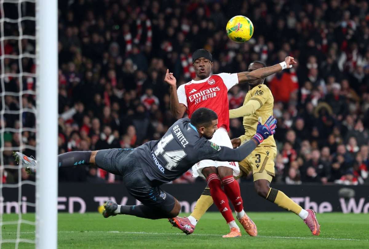 Arsenal clasific&oacute; y jugar&aacute; contra Chelsea