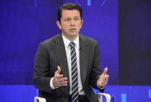 Francisco Jiménez -a nombre del Gobierno Nacional- expresó su preocupación por la demora en el conteo de los resultados de la Consulta Ciudadana. 