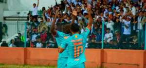 Liga de Quito apaga el &iacute;mpetu del D. Cuenca y lo vence 2-1