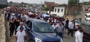 Trabajadores que murieron electrocutados en Portoviejo ya fueron enterrados