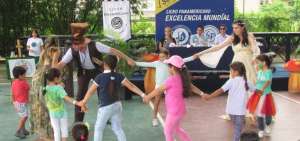 El lanzamiento del proyecto se realiz&oacute; en el Liceo Panamericano. Los menores aprenden sobre reciclaje y protecci&oacute;n del medio ambiente.