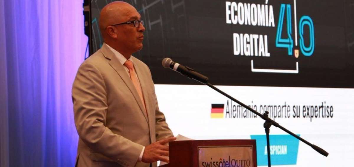 Sectores p&uacute;blico y privado renuevan el convenio para desarrollar la Econom&iacute;a 4.0