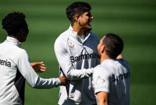 Hincapié tiene su carta del equipo de la temporada