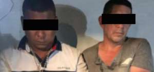 Polic&iacute;a captur&oacute; en Muisne a dos integrantes de banda narcotraficante