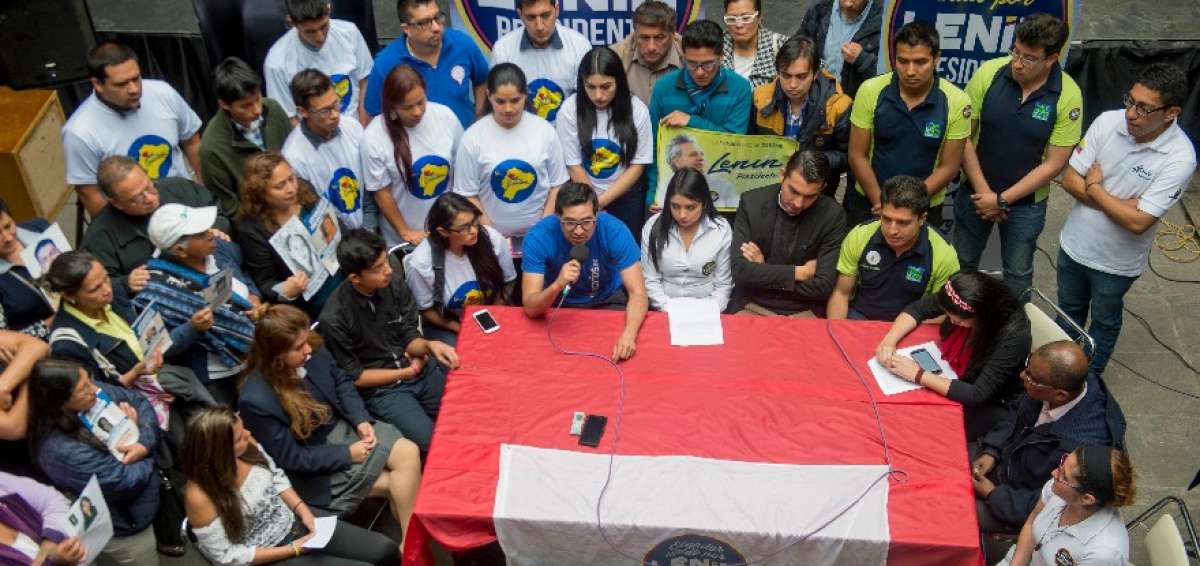 L&iacute;deres de organizaciones juveniles y estudiantiles se pronunciaron tras los resultados del recuento de votos.