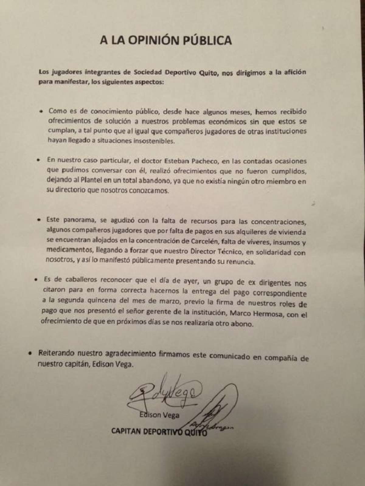 Este es el comunicado oficial firmado por Edison Vega y respaldado por sus compa&ntilde;eros. Foto: Cortes&iacute;a Daniel Valencia (Ecuador TV)