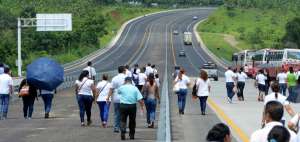 El anillo vial de Quevedo tiene un amplio carril central para ser ampliado, de ser necesario, m&aacute;s all&aacute; de los 4 carriles que actualmente tiene.