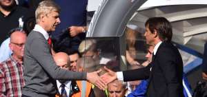 Arsenal empata en campo del Chelsea pero sigue lejos de la cabeza