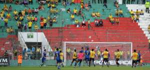 Delf&iacute;n tuvo la taquilla m&aacute;s baja de la tercera fecha del campeonato