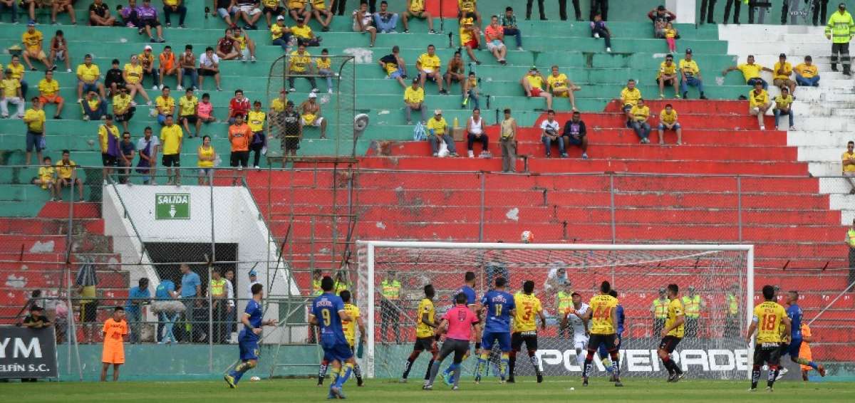 Delf&iacute;n tuvo la taquilla m&aacute;s baja de la tercera fecha del campeonato