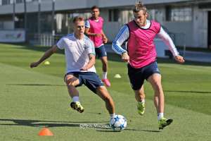 Ben&iacute;tez espera que James y Bale est&eacute;n listos para derbi ante Atl&eacute;tico