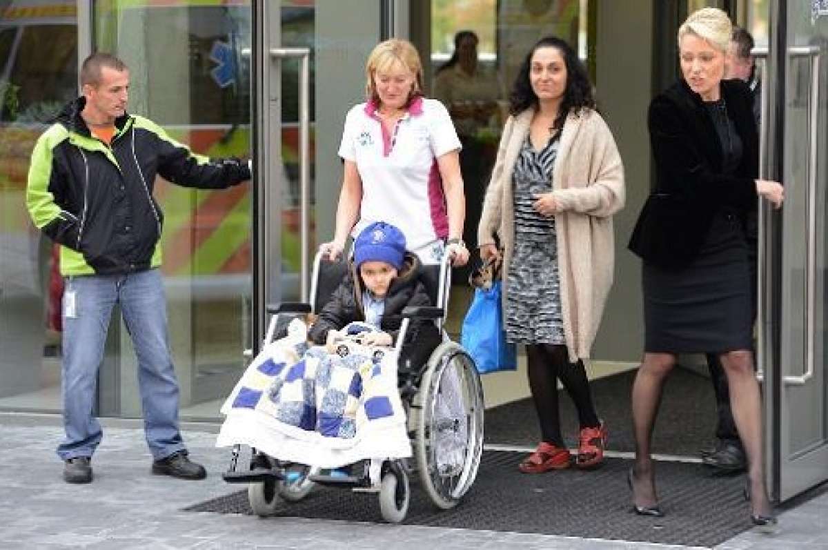 La familia de Ashya King asegura que el ni&ntilde;o ha superado el c&aacute;ncer