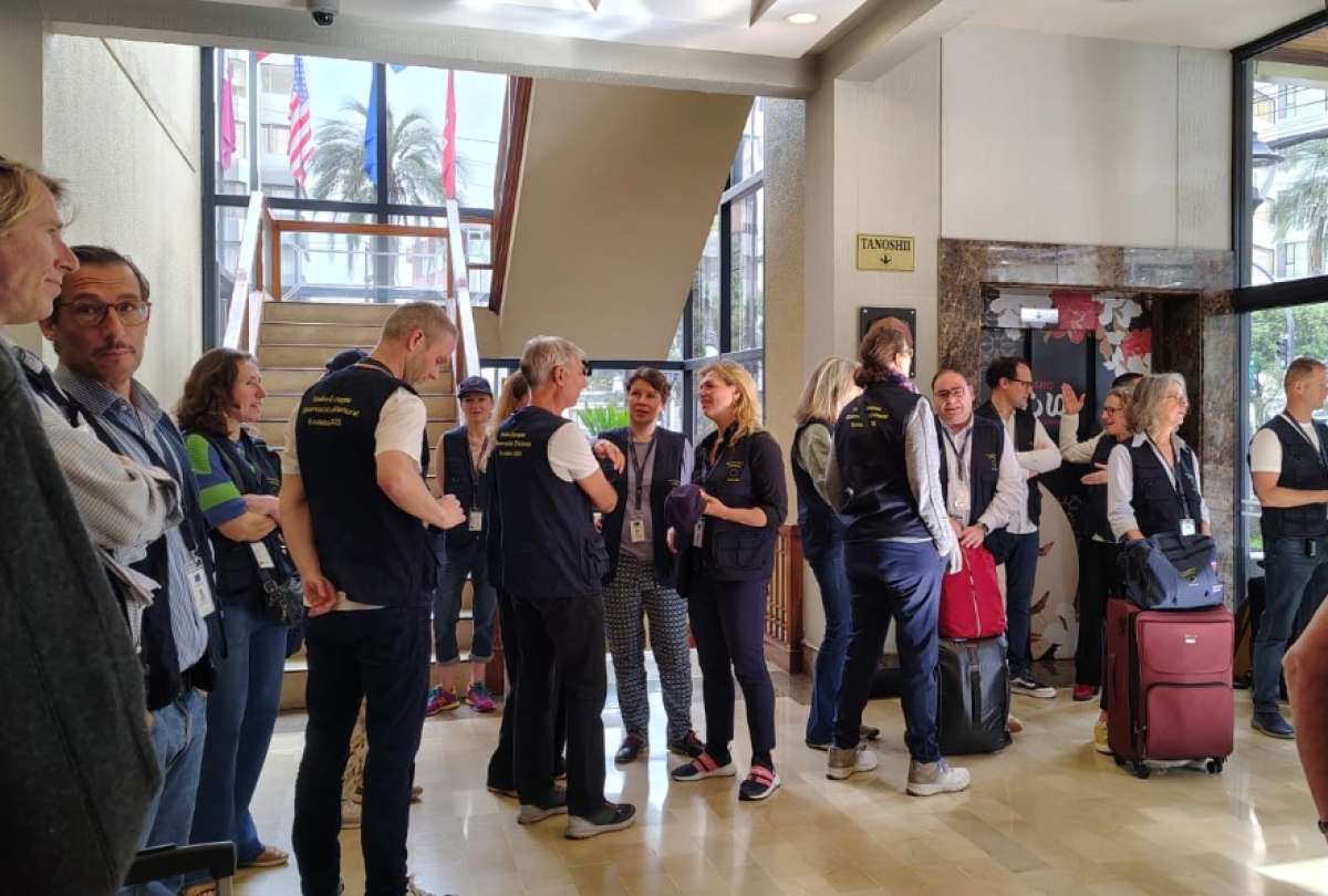 40 miembros de la misión internacional de la Unión Europea partieron desde Quito a provincias de todo el país para ser parte de las elecciones de este domingo 9 de febrero.