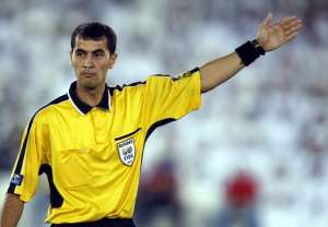 Ravshan Irmatov ha pitado tres partidos en lo que va del mundial Brasil 2014. Foto: Archivo